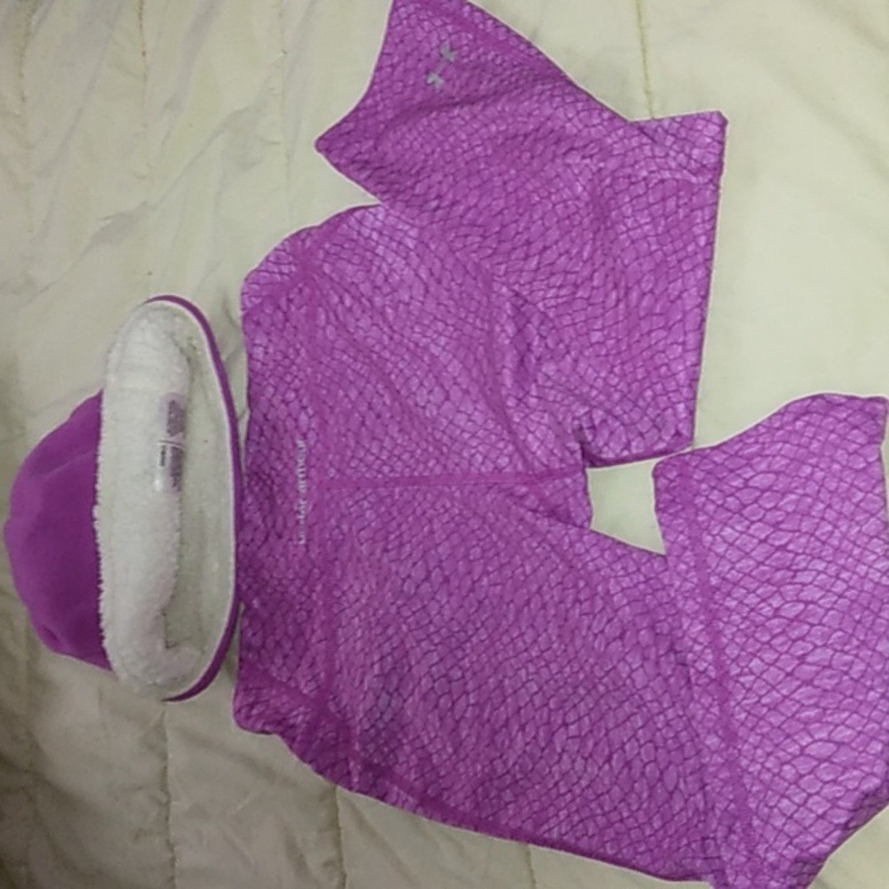 #BUNDLE Under Armour cropped leggings #FREE hat